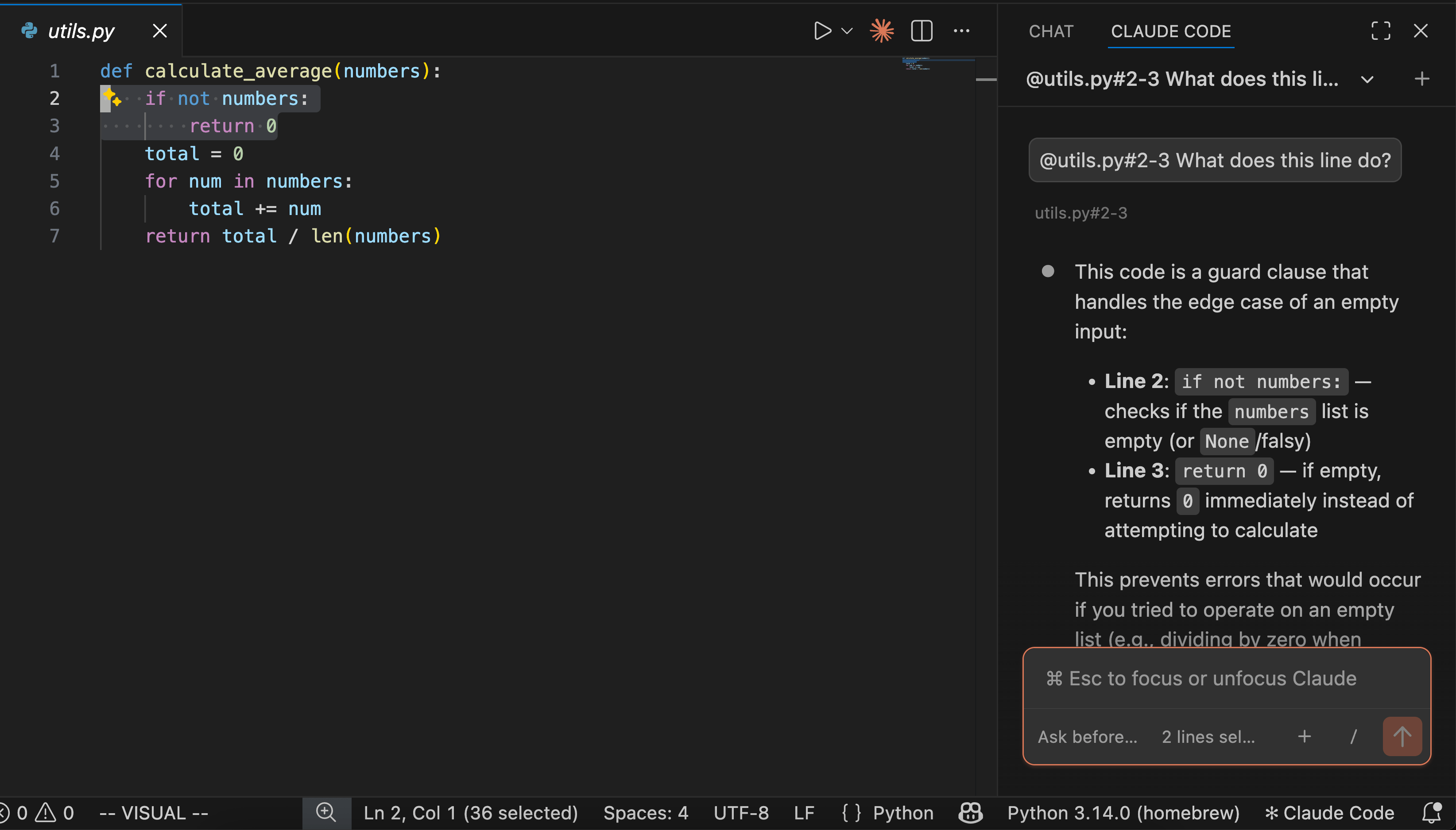 Python 파일에서 2-3줄이 선택되고 Claude Code 패널에 @-멘션 참조가 있는 해당 줄에 대한 질문을 표시하는 VS Code 편집기
